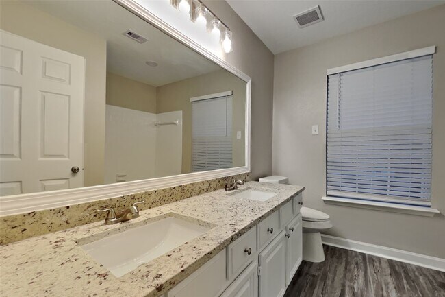 Building Photo - 5202 Heathervale Ct