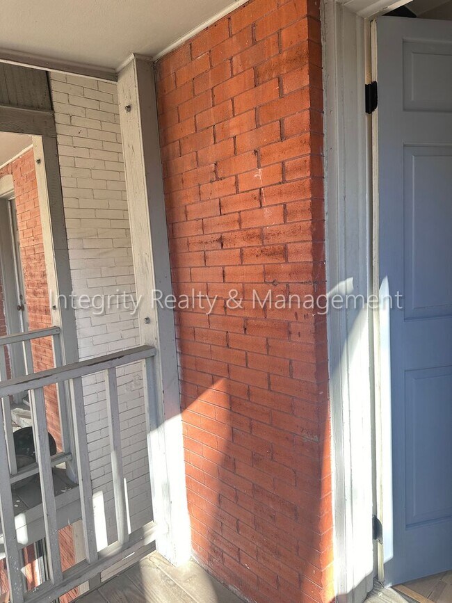 Building Photo - 1123 Sherman St
