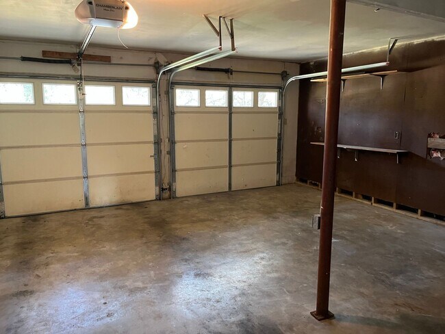 Building Photo - 11615 Sandman Dr
