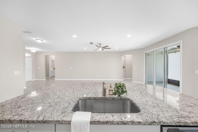 Building Photo - 997 Laurel Valley Dr