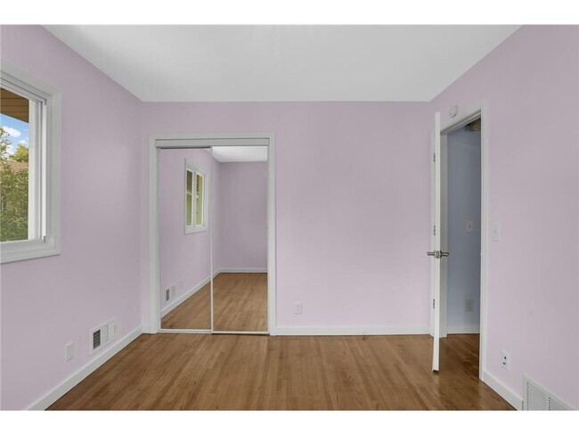 Building Photo - 4949 Jackson St NE