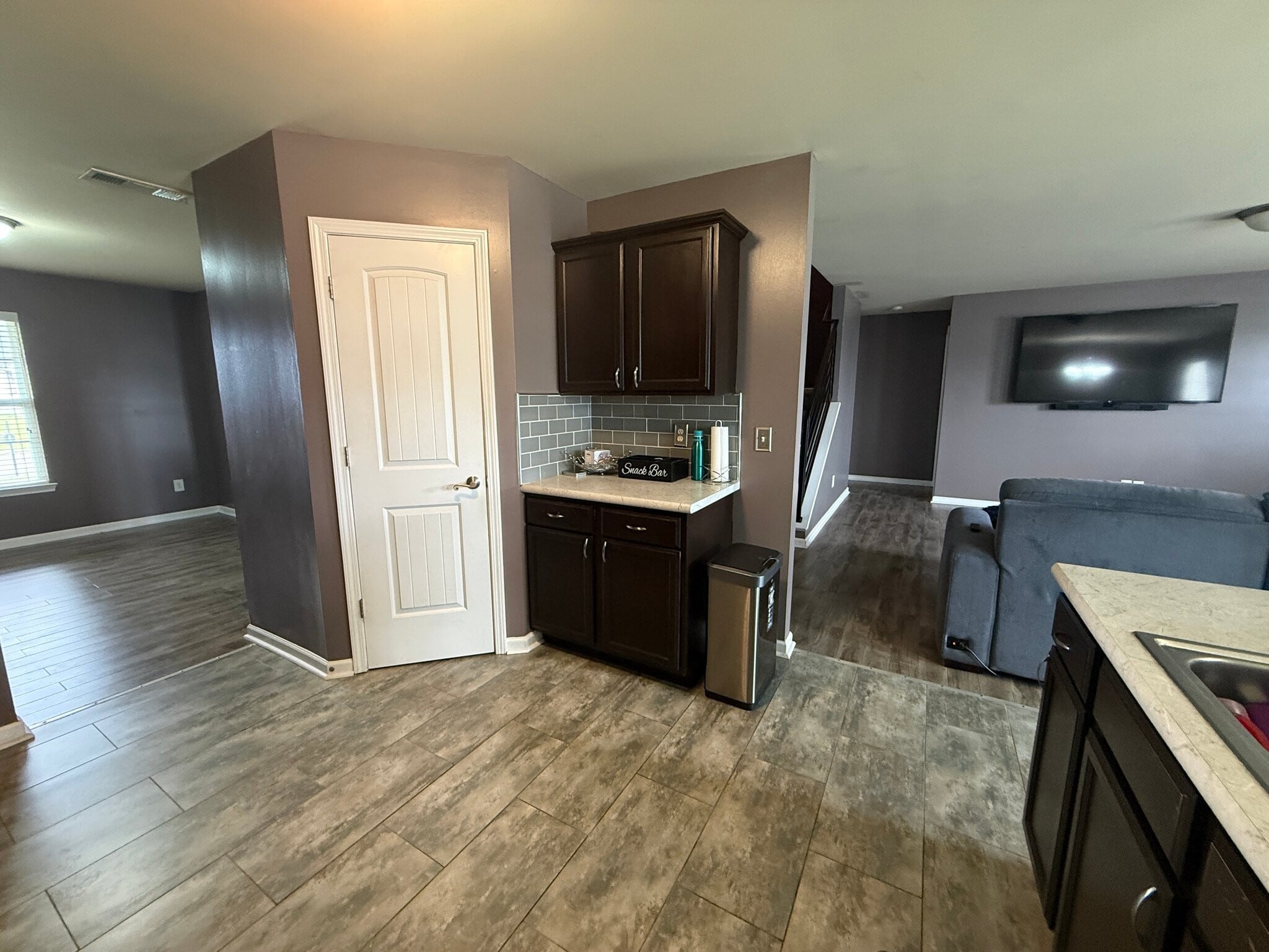 Building Photo - 1124 Harmony Ln