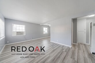 Building Photo - 9000 Wilbur Ave