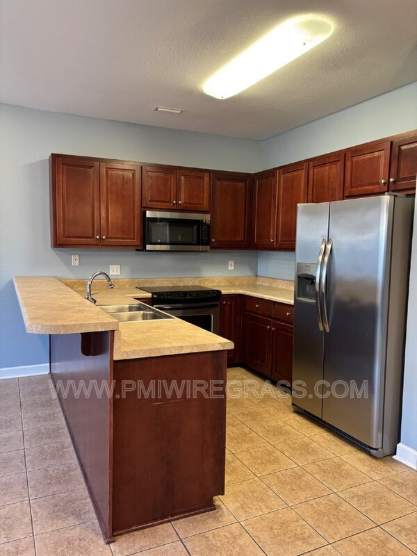 Building Photo - 108 Peregrine Way