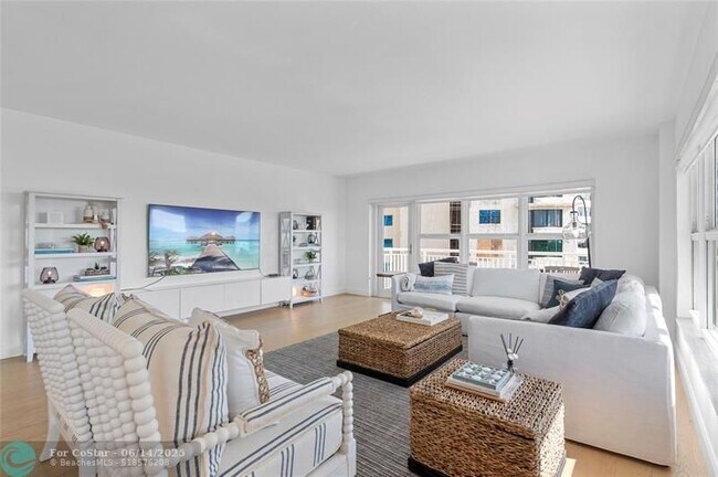 Building Photo - 3850 Galt Ocean Dr