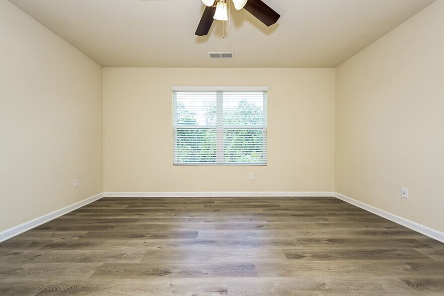 Building Photo - 291 Hamilton Pointe Dr