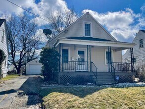 Building Photo - PERFECT 2 Story, 2 Bedroom Home!