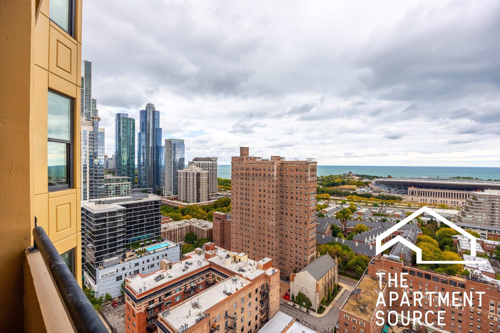 Building Photo - 1464 S Michigan Ave