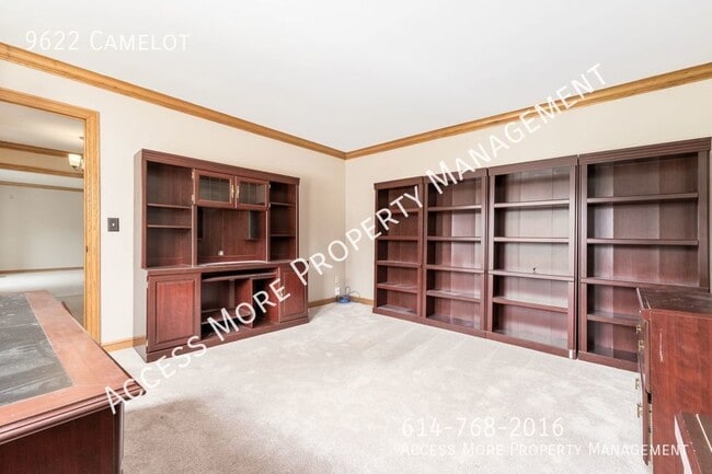 Building Photo - SPACIOUS & GRAND HOME IN PICKERINGTON!