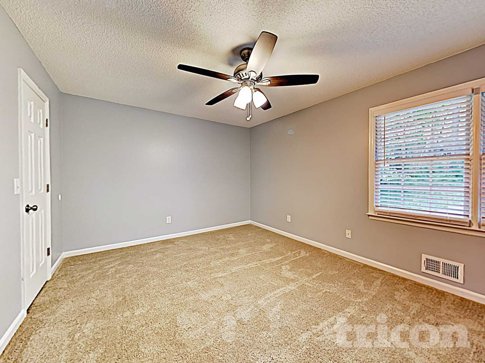 Building Photo - 2909 Buckskin Trail SW