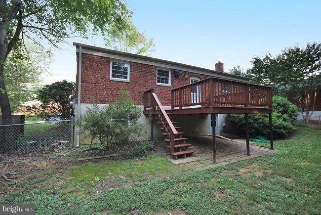 Building Photo - 10720 Tenbrook Dr