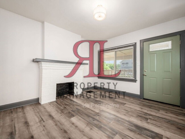 Building Photo - 439 Eldridge Ave