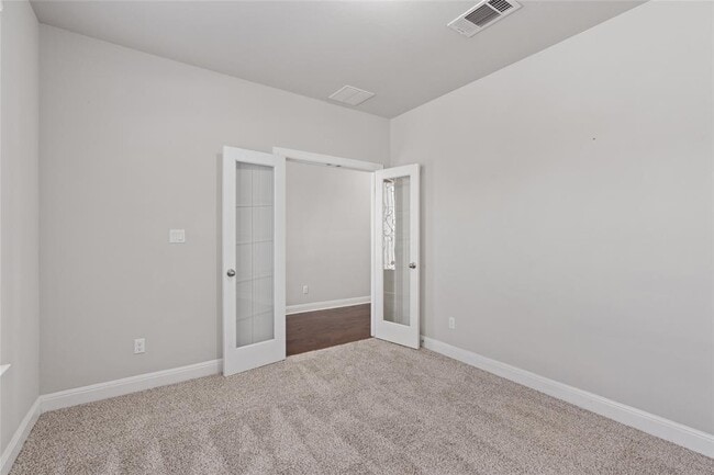 Building Photo - 15601 Cabrillo Way