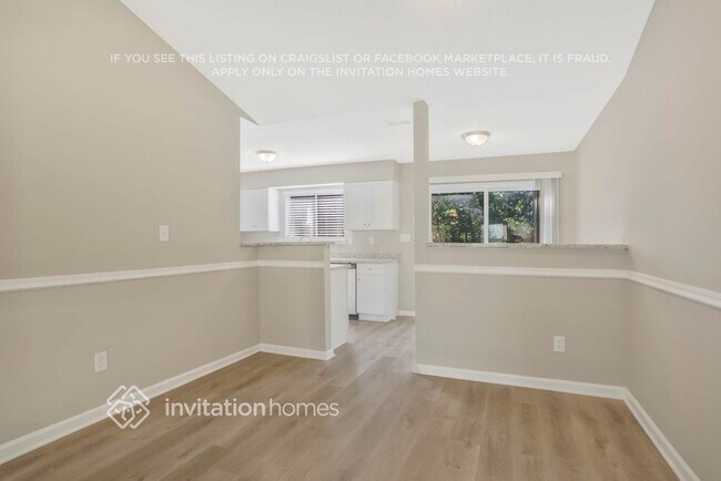 Building Photo - 1194 Realm Ln