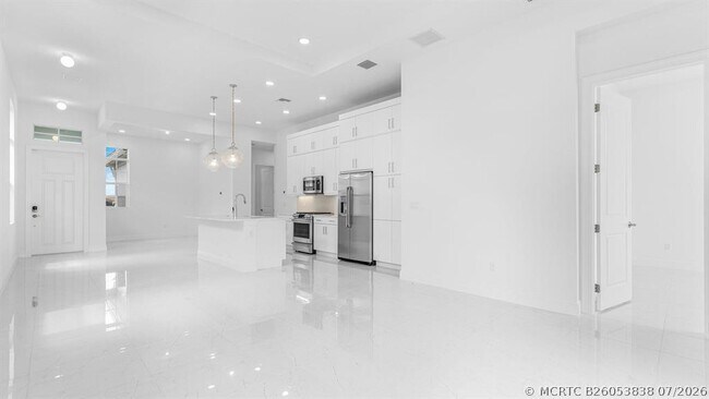 Building Photo - 5078 Lido Key Ln