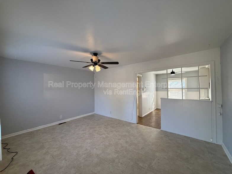 Building Photo - 1300 NW 83rd St