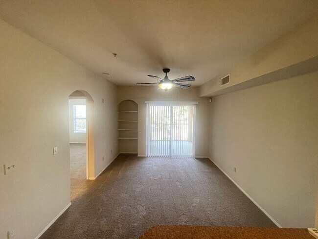 Building Photo - 1BR/1BA Altamonte Springs Condo with Brand...