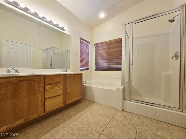 Building Photo - 9726 Tomorrow Ct