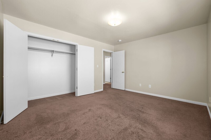 Building Photo - 752 N 1060 W