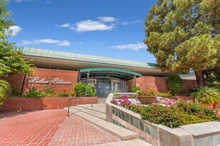 Building Photo - 5301 Balboa Blvd