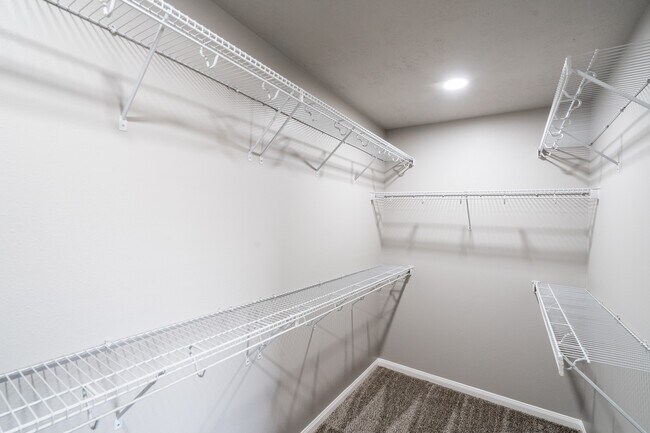 Building Photo - 12947 Millstream Bend Ln