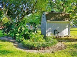 Building Photo - 206 Pecan Dr