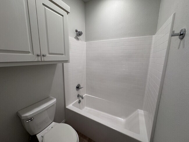 Building Photo - 2726 138th St