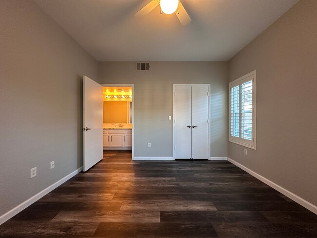 Building Photo - UPGRADED LUXURY 2BED 2 BATH CONDO IN GATED...