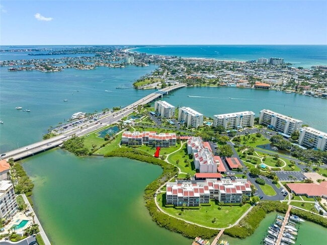 Building Photo - 7871 Sailboat Key Blvd S