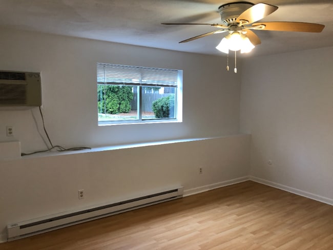 Building Photo - 16 Appleton Park