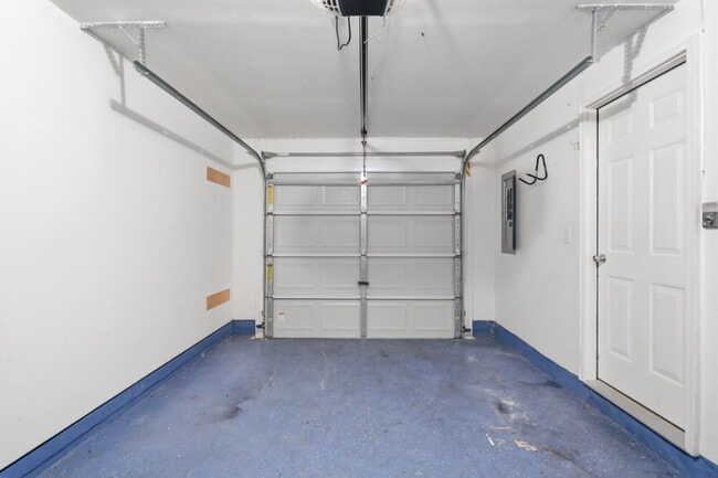 Building Photo - 69 Carnegie Links Dr