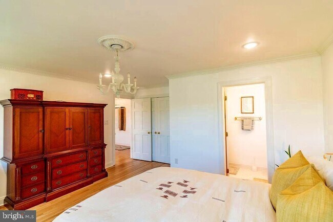 Building Photo - 14932 Alpine Bay Loop