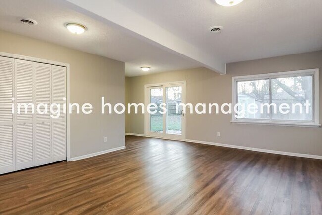 Building Photo - 6070 Wallace Boulevard