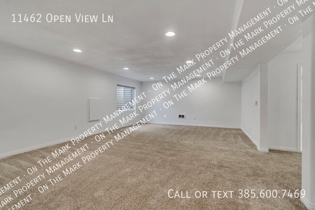 Building Photo - 11462 Open View Ln