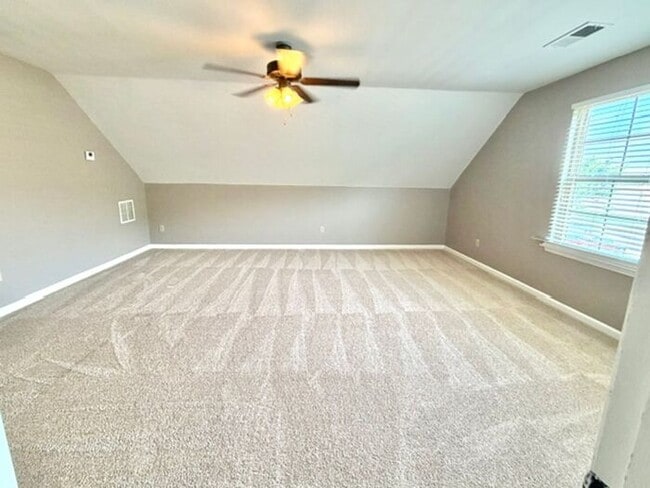 Building Photo - Now Leasing a 4-bedroom 2 bath home in Olive Branch, MS