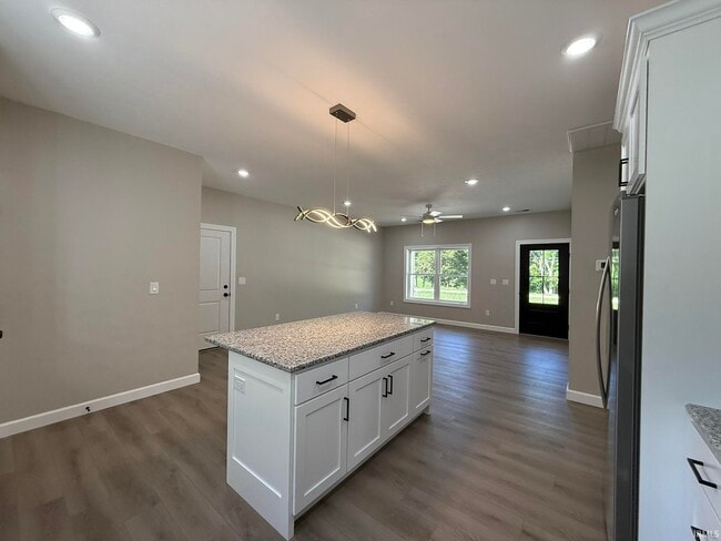 Building Photo - 3417 S Knightridge Rd