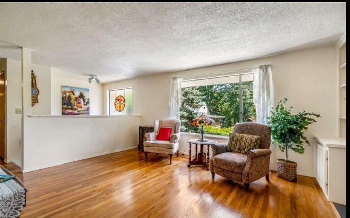 Building Photo - 523 SW 160th St