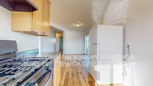 Building Photo - 1139 St Anthony Ln