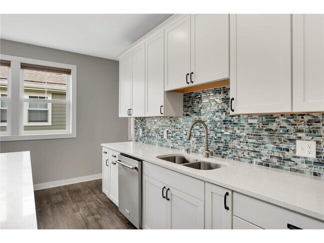 Building Photo - 15590 Duck Trail Ln