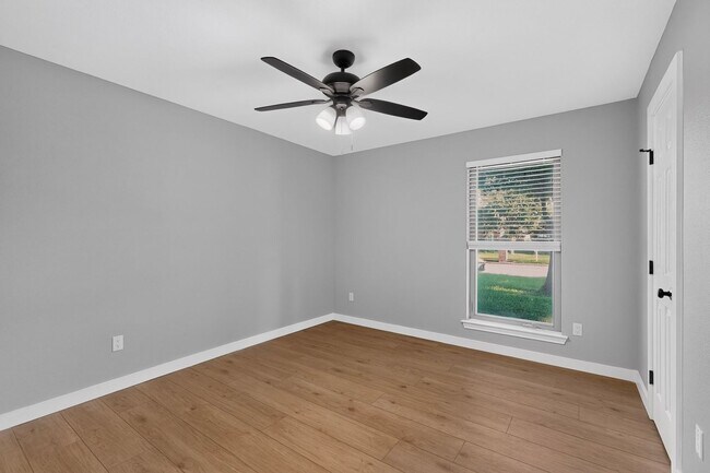 Building Photo - Renovated Home In the Coveted Allen ISD