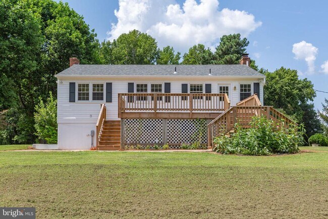 Building Photo - 18136 Pepmeier Hill Rd