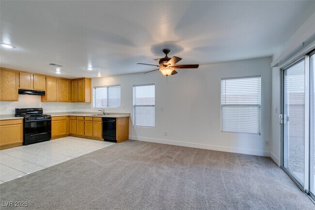 Building Photo - 11924 Lemon Balm St