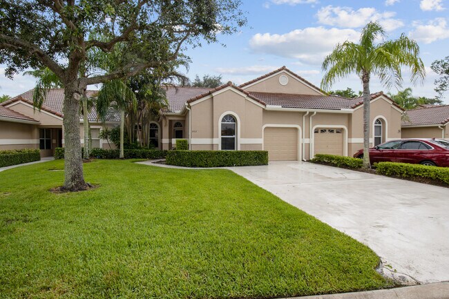 Building Photo - 202 Sabal Palm Ln