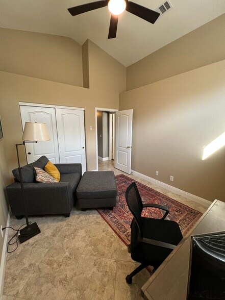 Building Photo - 8245 Ruby Mountain Way