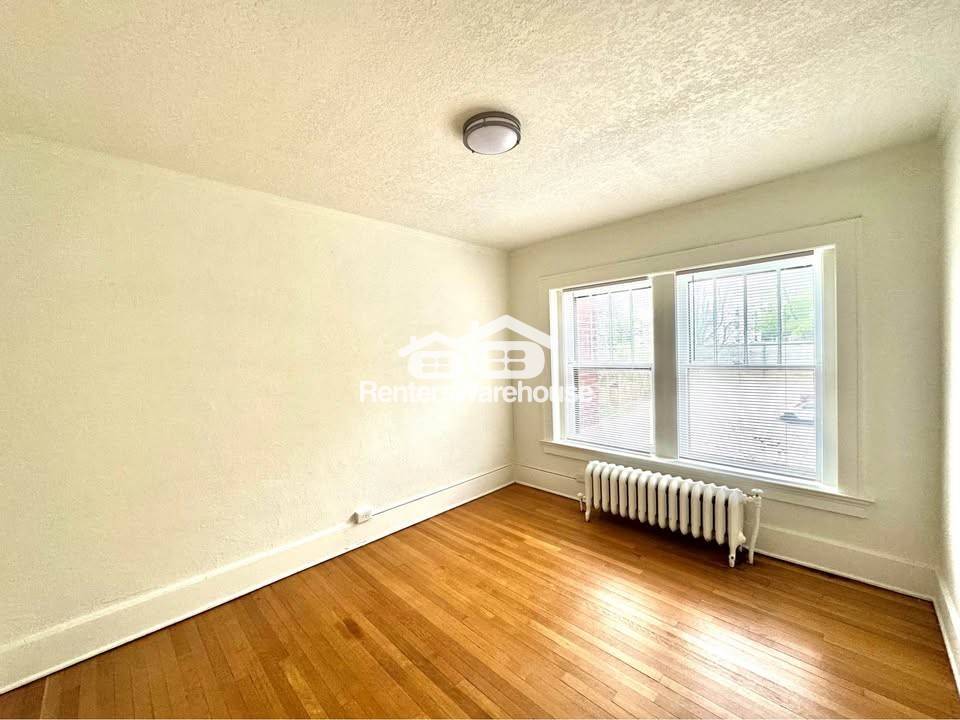 Building Photo - 3612 Ingersoll Ave