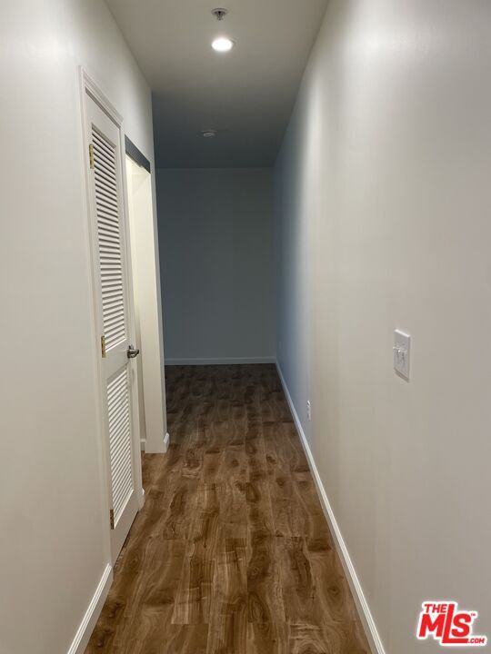Building Photo - 306 N Hobart Blvd