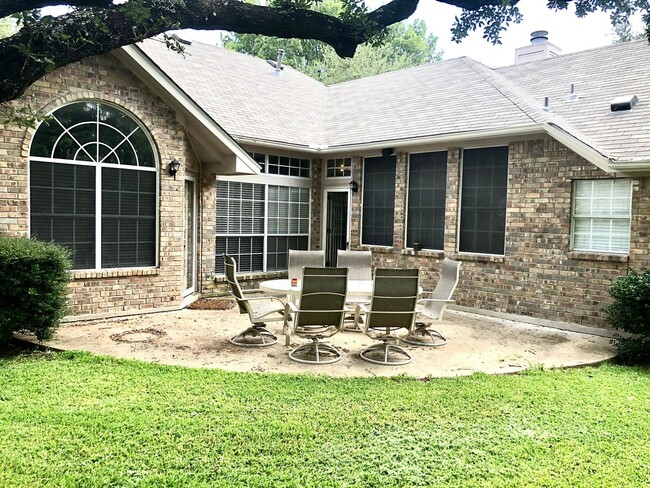 Building Photo - Beautiful 4 bed home in Round Rock