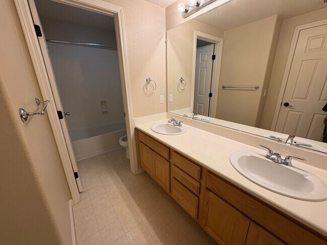 Building Photo - 5411 Asterwood Dr