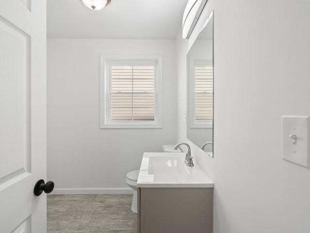 Building Photo - 24 St James St