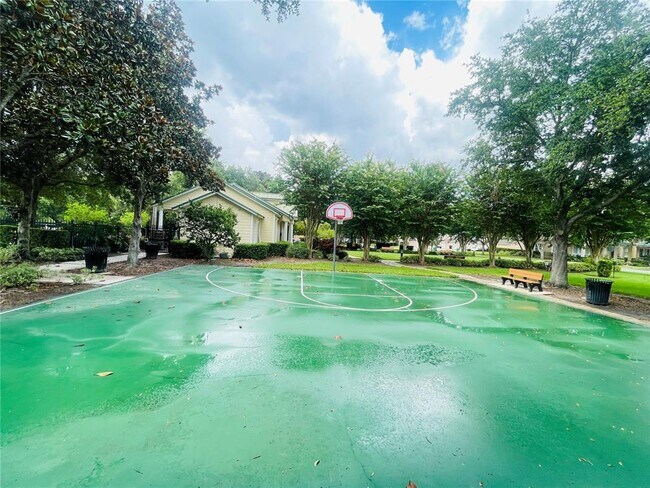 Building Photo - 8641 Bradleys Landing St